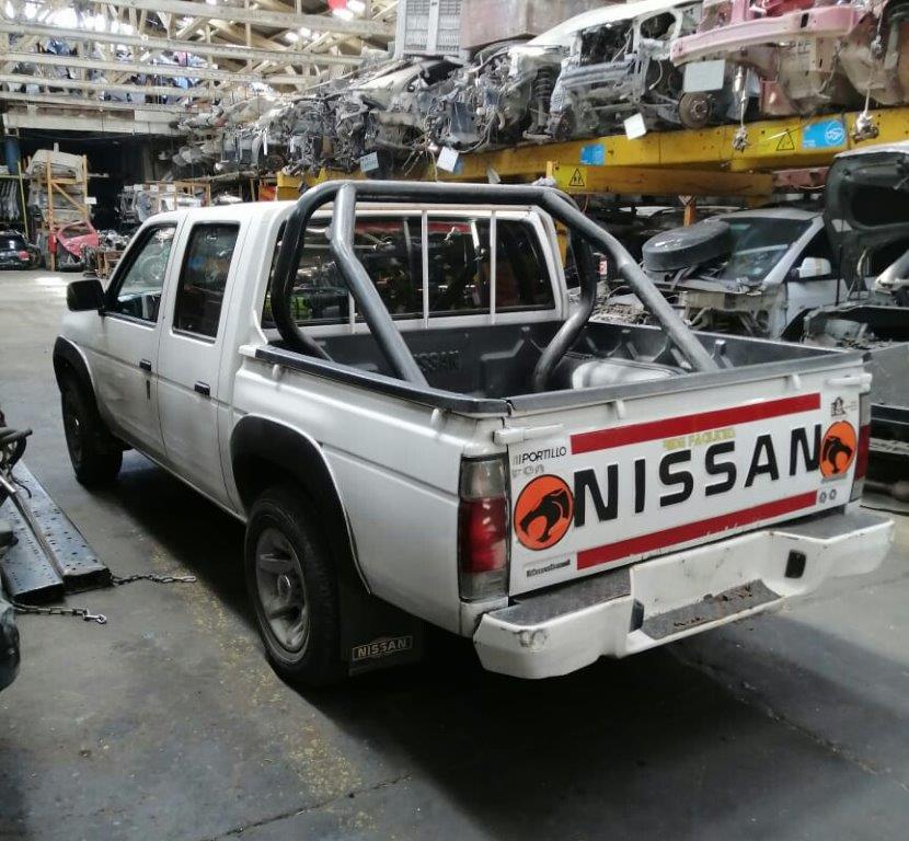 Nissan D21 2006    EN DESARME